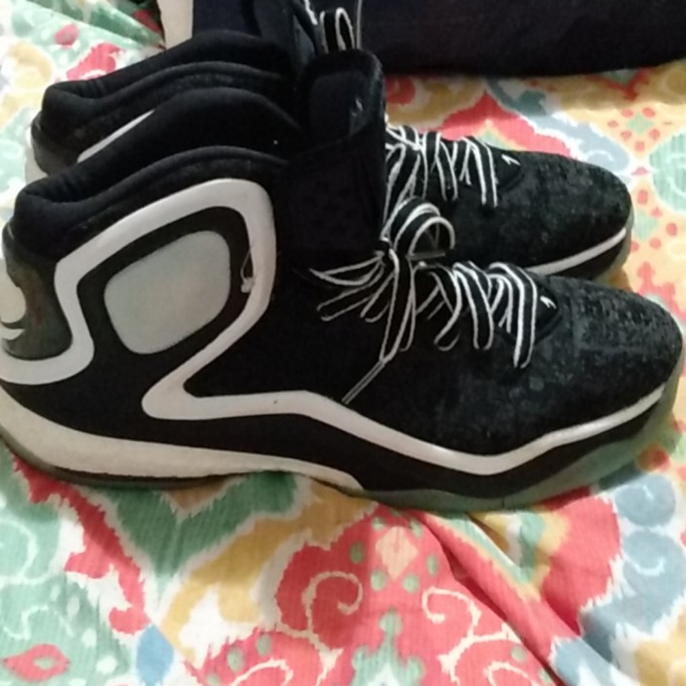 sneaker - Picture 2 of 4